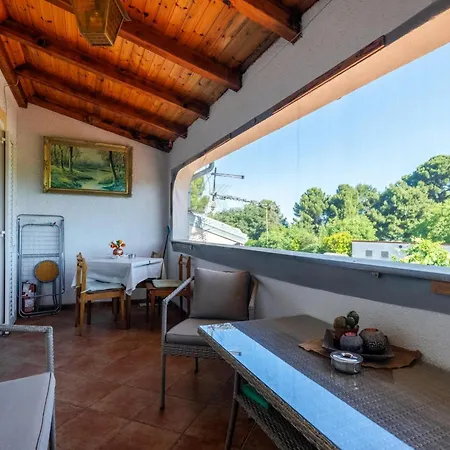 Apartamento Zoky *